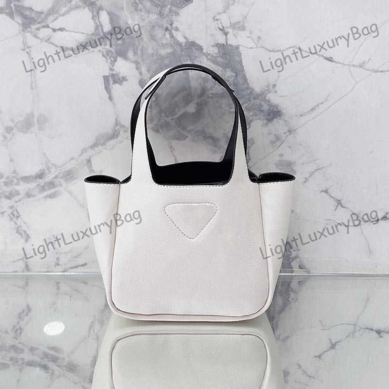 Portable fashion Shoulder Bag Designer Leather handbags Exquisite Wallets For Women Classic Famous Brand Shopping Purses 221101, Pink
Portable fashion Shoulder Bag Designer Leather handbags Exquisite Wallets For Women Classic Famous Brand Shopping Purses 221101, Pink