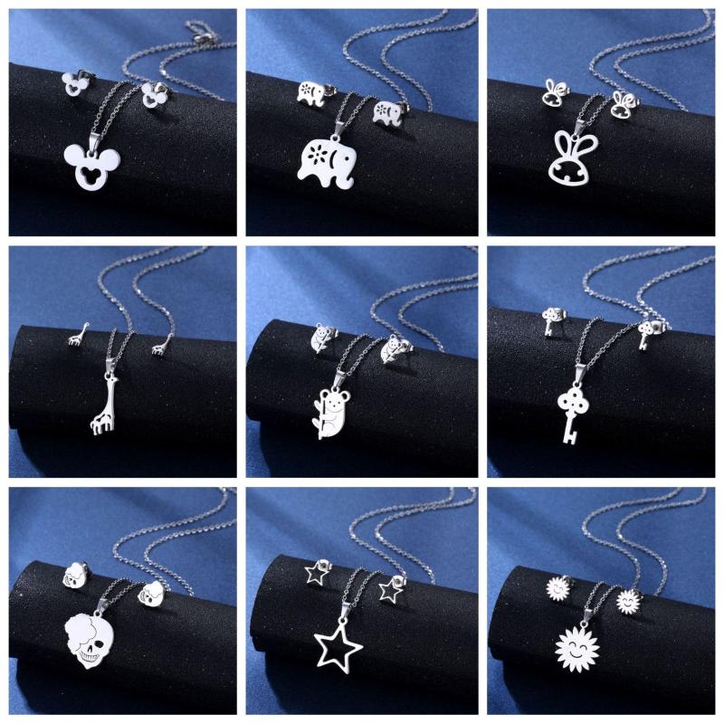 Necklace Earrings Set European And American Jewelry Stud Star Stainless Steel Pendant Metal Chain, Picture shown
Necklace Earrings Set European And American Jewelry Stud Star Stainless Steel Pendant Metal Chain, Picture shown