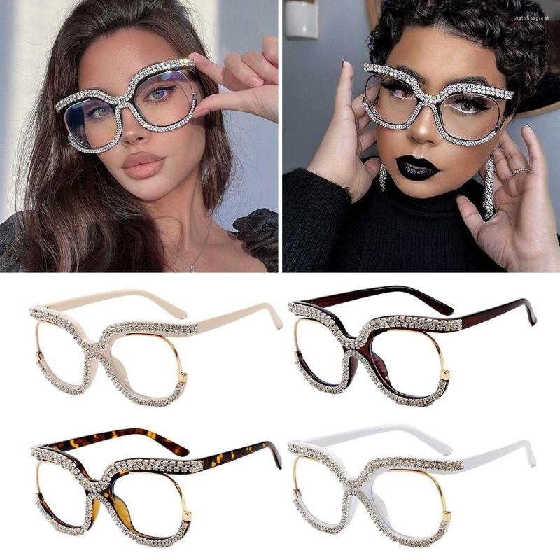 Sunglasses Rhinestone Eye Protection Portable Anti-Blue Light Glasses Oversized Eyeglasses Ultra Frame Computer Goggles
Sunglasses Rhinestone Eye Protection Portable Anti-Blue Light Glasses Oversized Eyeglasses Ultra Frame Computer Goggles