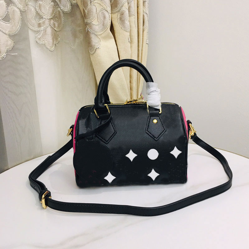 5A Shoulder Pillow Bag Women Designer Handbag Purse Contrast Color Luggage Totes Embossed Letter Crossbody Bags Genuine Leather Handle Removable Adjustable Strap, Pink
5A Shoulder Pillow Bag Women Designer Handbag Purse Contrast Color Luggage Totes Embossed Letter Crossbody Bags Genuine Leather Handle Removable Adjustable Strap, Pink