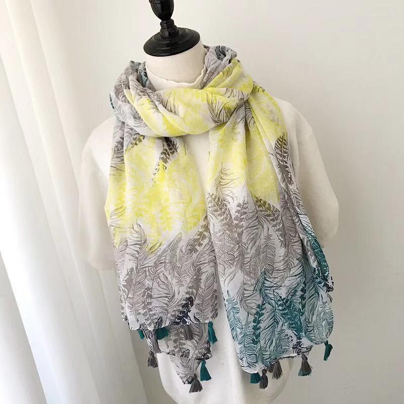 Scarves 2022 Est Feather Pattern Tassel Scarf Women Soft Print Hijab Wrap Shawls Muffler Long Beach
Scarves 2022 Est Feather Pattern Tassel Scarf Women Soft Print Hijab Wrap Shawls Muffler Long Beach