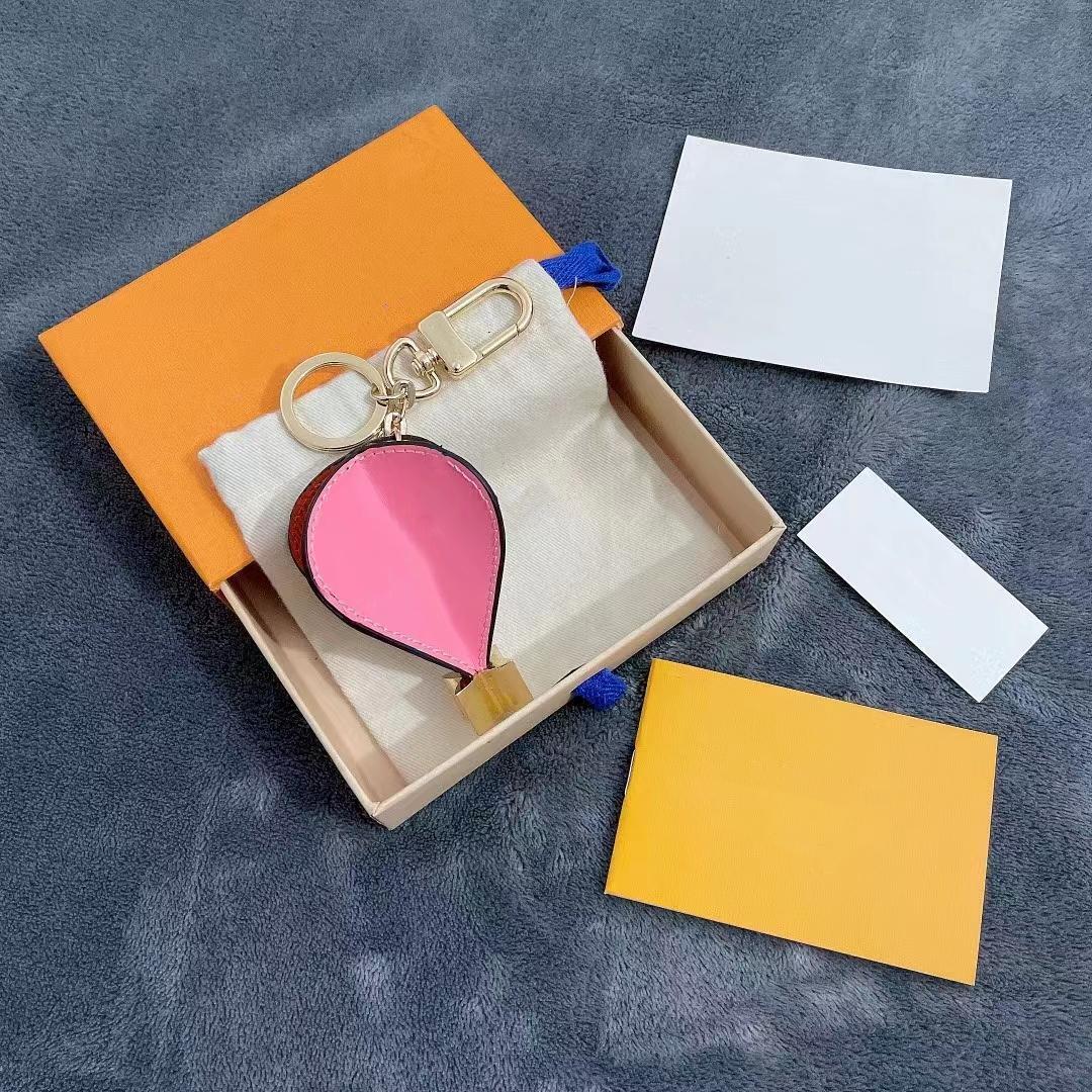 Keychains key holder keychain designer KEYchains alloy leather keyring for women men animals cartoon Designers Multiple colors necessity lovely cute
Keychains key holder keychain designer KEYchains alloy leather keyring for women men animals cartoon Designers Multiple colors necessity lovely cute