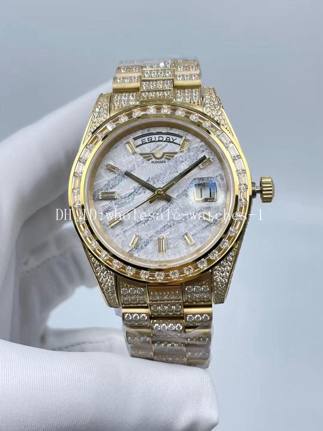 5 Star Super 4 Style Full Diamond Watch President 41mm 228239 Silver Grey Dial Automatic Mechanical Watches Mens Men's Wristwatches, Travel bag
5 Star Super 4 Style Full Diamond Watch President 41mm 228239 Silver Grey Dial Automatic Mechanical Watches Mens Men's Wristwatches, Travel bag