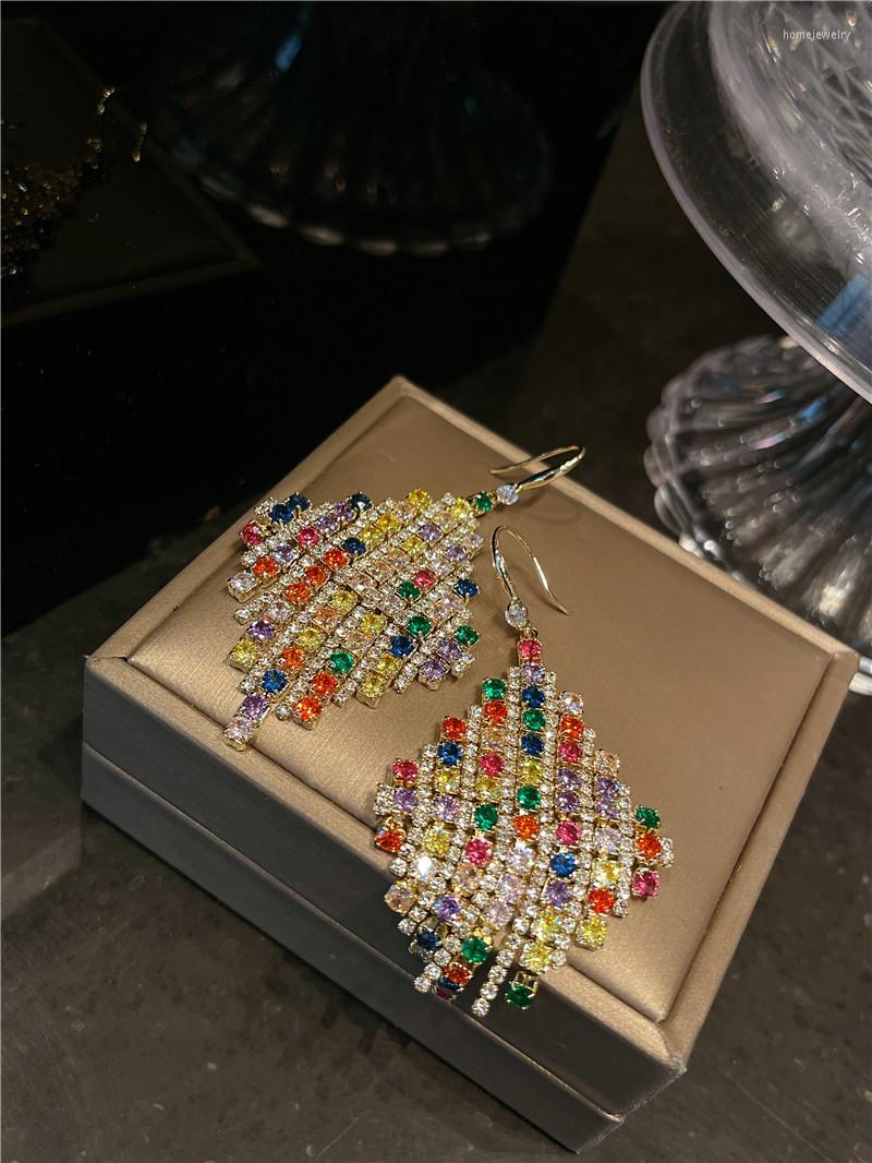 Dangle Earrings European Dazzling Color Zircon Geometric Tassel For Women 2022 Exaggerated Sequins Party Jewelry
Dangle Earrings European Dazzling Color Zircon Geometric Tassel For Women 2022 Exaggerated Sequins Party Jewelry