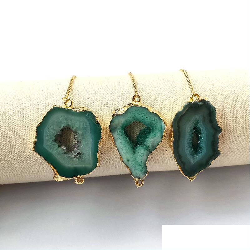 Chain Nature Geode Quartz Connector Bracelet Green Drusy Stone With Gold Plating Chain Adjustable Jewelry Bracelets Bg286 Drop Delive Dhqhm
Chain Nature Geode Quartz Connector Bracelet Green Drusy Stone With Gold Plating Chain Adjustable Jewelry Bracelets Bg286 Drop Delive Dhqhm
