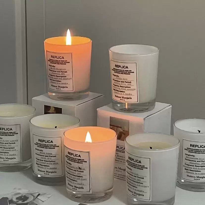Paris Maison Perfume Candle 165g Lazy Sunday Morning Bougie Parfum Scented Candles Long Lasting Time Good Smell Paris Brand Fragrance Wax Incense fast ship
Paris Maison Perfume Candle 165g Lazy Sunday Morning Bougie Parfum Scented Candles Long Lasting Time Good Smell Paris Brand Fragrance Wax Incense fast ship