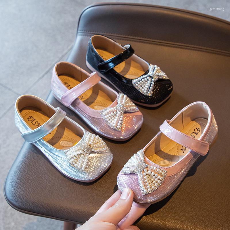 Athletic Shoes Kids Soft-soled Leather 2022 Autumn Girls' Princess Flats Children's Fashion Flat-heeled Bow-knot Sweet Cute, Black
Athletic Shoes Kids Soft-soled Leather 2022 Autumn Girls' Princess Flats Children's Fashion Flat-heeled Bow-knot Sweet Cute, Black