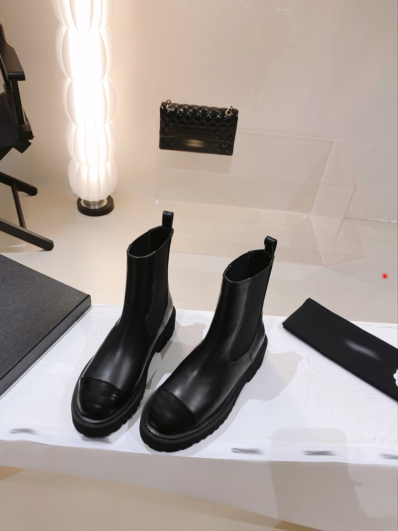 2023 Fashion Designer boots Women Shoes Winter Boots Ladies Girls Silk Cowhide Leather High Top Womens Flat Ankle Boot -G089, Picture color
2023 Fashion Designer boots Women Shoes Winter Boots Ladies Girls Silk Cowhide Leather High Top Womens Flat Ankle Boot -G089, Picture color