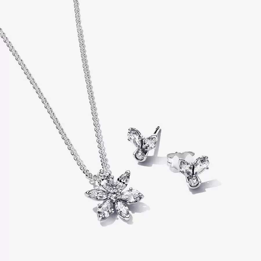 snowflake New Earrings Pendant Necklace studs DIY fit Pandora Style Women designer Jewelry
snowflake New Earrings Pendant Necklace studs DIY fit Pandora Style Women designer Jewelry