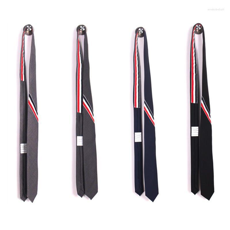 Bow Ties 2022 Fashion TB Brand Tie Classic Men Wome Business Formal Wedding Wool Striped Neck Casual Shirt Dress Accessories
Bow Ties 2022 Fashion TB Brand Tie Classic Men Wome Business Formal Wedding Wool Striped Neck Casual Shirt Dress Accessories