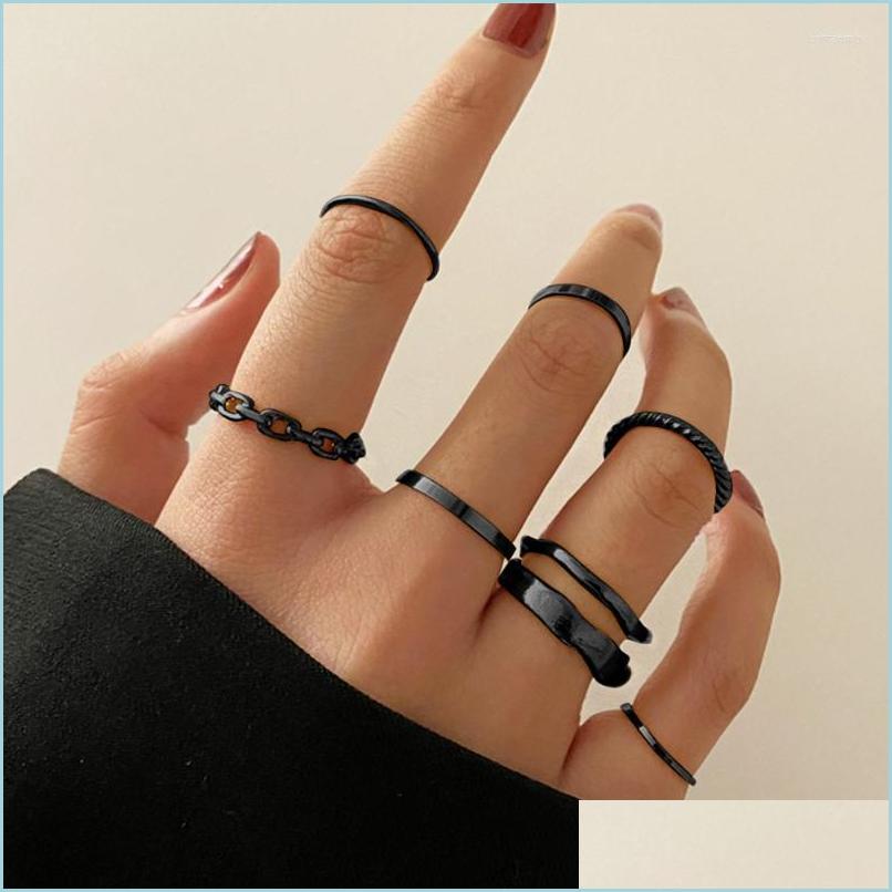 Cluster Rings Cluster Rings 7Pcs Trend Set Metal Alloy Hollow Round Opening Finger Ring For Women Girl Lady Party Wedding Gifts Fash Dh7Be
Cluster Rings Cluster Rings 7Pcs Trend Set Metal Alloy Hollow Round Opening Finger Ring For Women Girl Lady Party Wedding Gifts Fash Dh7Be