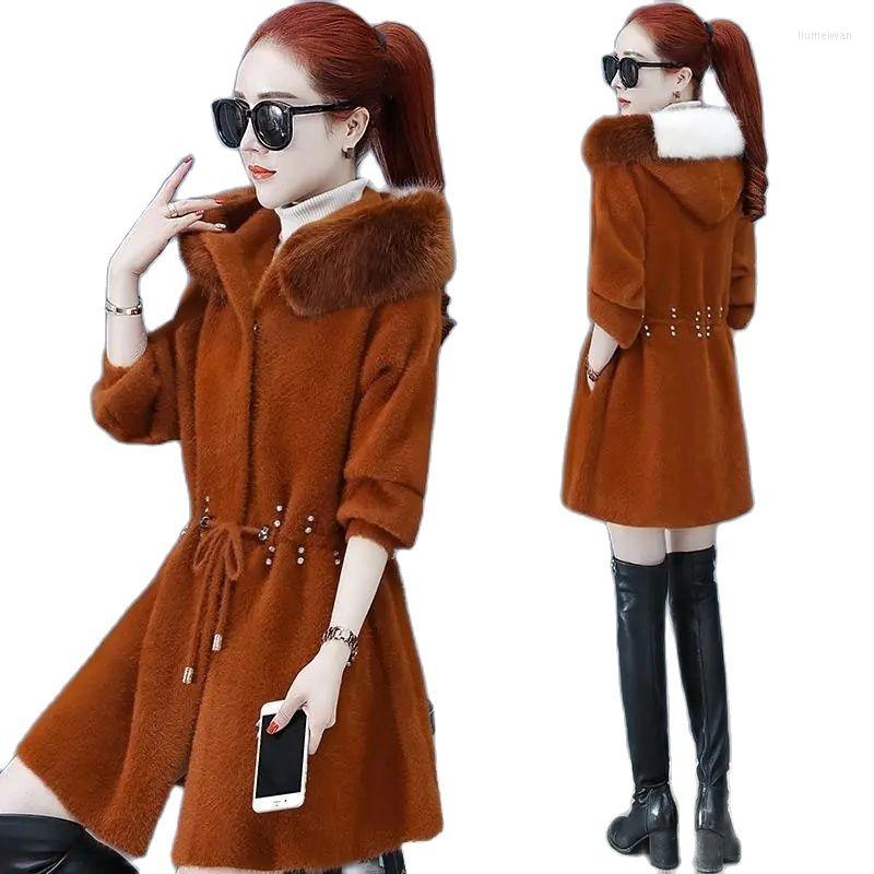 Women' Fur Women Loose Imitation Gold Mink Velvet Coat 2022 Autumn Winter Female Hooded Mid-Length Woolen Cloth Thick JacketA987, Blue no fur collar
Women' Fur Women Loose Imitation Gold Mink Velvet Coat 2022 Autumn Winter Female Hooded Mid-Length Woolen Cloth Thick JacketA987, Blue no fur collar