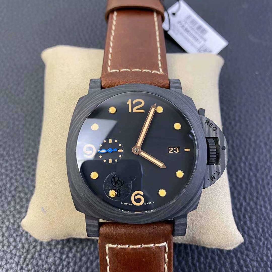 Vs Pam 17 Style Diving Watches Mechanical Movement 44mm Carbon Fiber Casing Leather Strap Watchband Sapphire Crystal Glass Super Luminous, Pam1033
Vs Pam 17 Style Diving Watches Mechanical Movement 44mm Carbon Fiber Casing Leather Strap Watchband Sapphire Crystal Glass Super Luminous, Pam1033