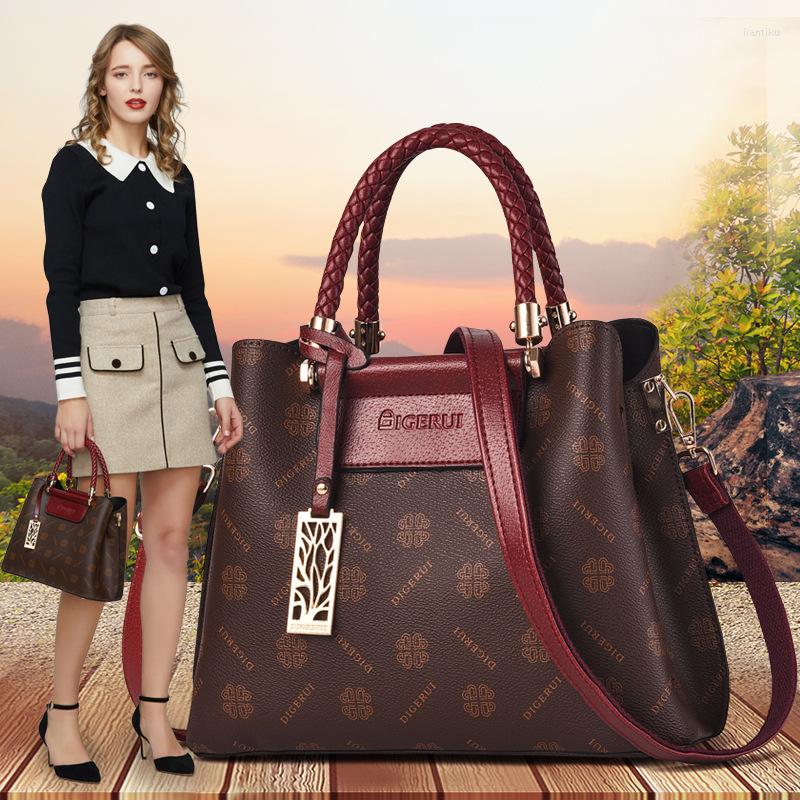 Evening Bags Fashion Women Shoulder Tote Simple Design Stylish Chic Underarm Bag 2022 In High Quality Handbags Purse Bolsas
Evening Bags Fashion Women Shoulder Tote Simple Design Stylish Chic Underarm Bag 2022 In High Quality Handbags Purse Bolsas