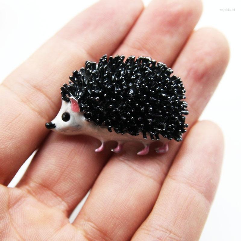 Brooches Black Hedgehog Pin Kids Coat Bag Badges Jewelry Cute Animal Brooch Unisex Broches
Brooches Black Hedgehog Pin Kids Coat Bag Badges Jewelry Cute Animal Brooch Unisex Broches