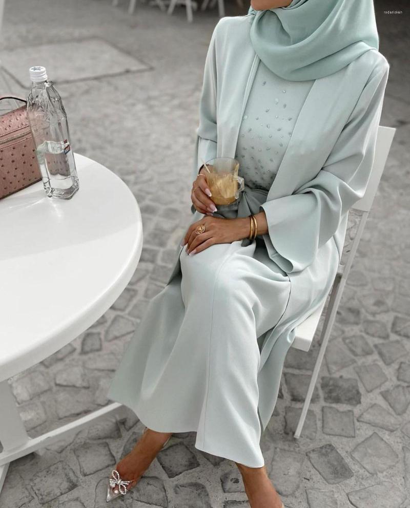 Ethnic Clothing 3 Piece Women Muslim Sets Dubai Arabic Modest Outfit Kimono Open Abaya Maxi Dress Wrap Ramadan Islamic Party 2022
Ethnic Clothing 3 Piece Women Muslim Sets Dubai Arabic Modest Outfit Kimono Open Abaya Maxi Dress Wrap Ramadan Islamic Party 2022