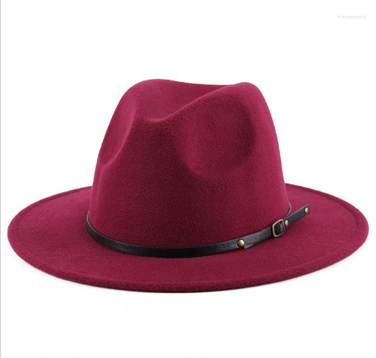 Berets Men Women British Style Hats Autumn Winter Lady Flat Brim Fedoras Vintage Wide Belt Buckle Felt, White
Berets Men Women British Style Hats Autumn Winter Lady Flat Brim Fedoras Vintage Wide Belt Buckle Felt, White