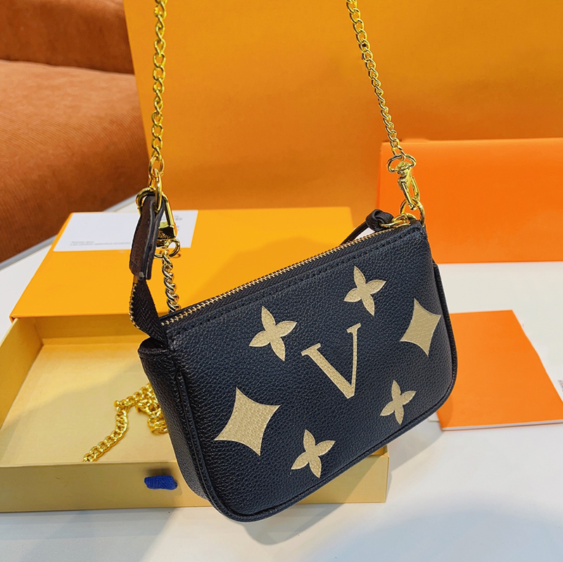 Leather Women Bag Designer Shoulder Bags Fashion Mahjong clutch handbags Famous Brand Purse Wholesale Totes Chain Handbag Backpack Shopping Bags, Black
Leather Women Bag Designer Shoulder Bags Fashion Mahjong clutch handbags Famous Brand Purse Wholesale Totes Chain Handbag Backpack Shopping Bags, Black
