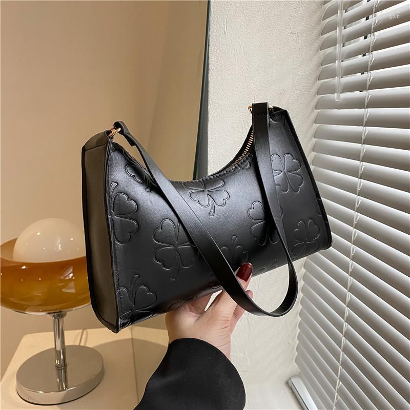 Evening Bags Underarm Bag Women 's Year Fashion Retro Shoulder Solid Color Soft Surface French Stick, Black
Evening Bags Underarm Bag Women 's Year Fashion Retro Shoulder Solid Color Soft Surface French Stick, Black