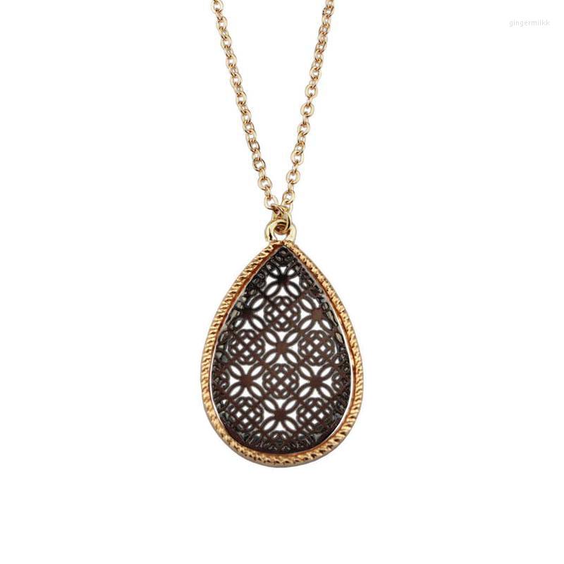 Choker 2022 Two Tone Gold Black Hollow Out Waterdrop Statement Necklace For Women Teardrop Fashion Jewelry Wholesale
Choker 2022 Two Tone Gold Black Hollow Out Waterdrop Statement Necklace For Women Teardrop Fashion Jewelry Wholesale