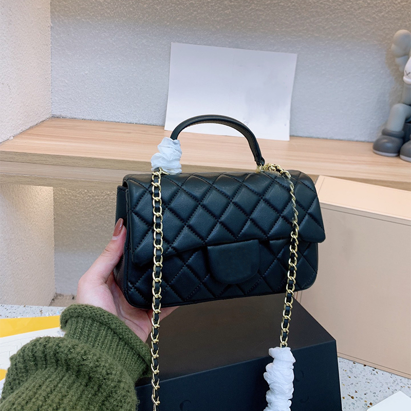 new designer bags luxury genuine leather shoulder bag fashion ladies purse with pendant crossbody bag golden chain wallet quilt purses classic card holder handbags, Black
new designer bags luxury genuine leather shoulder bag fashion ladies purse with pendant crossbody bag golden chain wallet quilt purses classic card holder handbags, Black