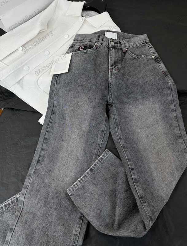 Women Jeans Pink Classic Brand Logo Middle Medium Jean Pants Button Fly Midweight Wide Leg Loose Long Trousers Basic Fashion Womens Wear 1970
Women Jeans Pink Classic Brand Logo Middle Medium Jean Pants Button Fly Midweight Wide Leg Loose Long Trousers Basic Fashion Womens Wear 1970