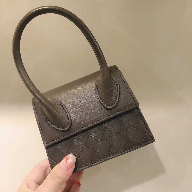 Handbags Jac Wallets Messengers Fashion Bags Que Womens Bag 2022 New Messenger Ins Super Red Handbag Woven Sheepskin Tote Evening Cosmetic
Handbags Jac Wallets Messengers Fashion Bags Que Womens Bag 2022 New Messenger Ins Super Red Handbag Woven Sheepskin Tote Evening Cosmetic