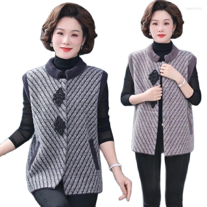 Women's Vests Autumn Winter Middle-Aged Elderly Women's Vest Jacket Splicing Imitate Mink Velvet Fashion Loose Elegant Female Waistcoat, Purple
Women's Vests Autumn Winter Middle-Aged Elderly Women's Vest Jacket Splicing Imitate Mink Velvet Fashion Loose Elegant Female Waistcoat, Purple