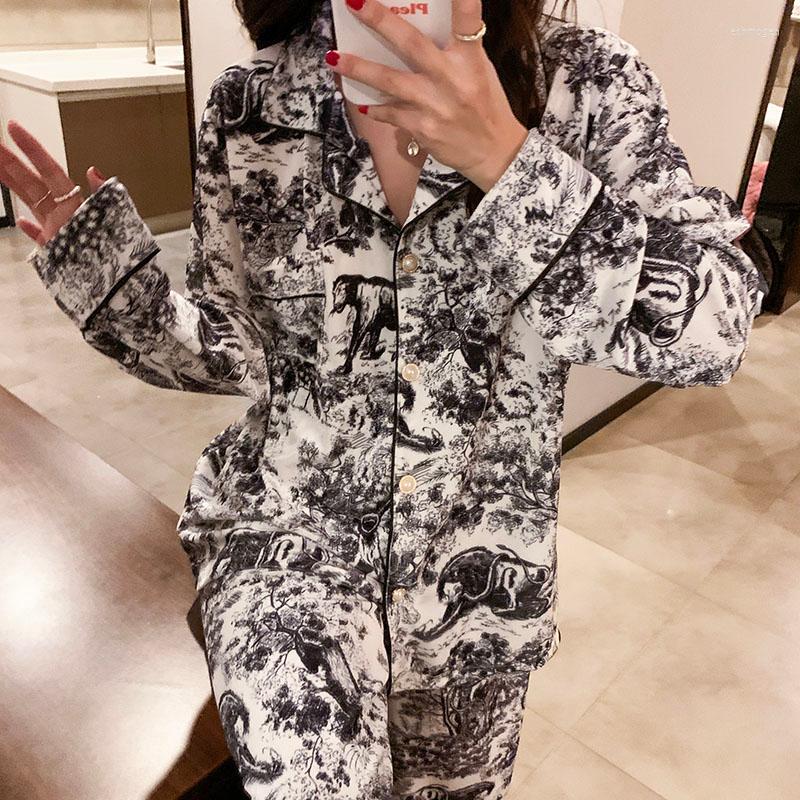Men's Sleepwear Womens Velour Pajamas Winter Gold Velvet Floral Long-sleeve Casual Home Wear Suits For Women Sleepwears, 903
Men's Sleepwear Womens Velour Pajamas Winter Gold Velvet Floral Long-sleeve Casual Home Wear Suits For Women Sleepwears, 903