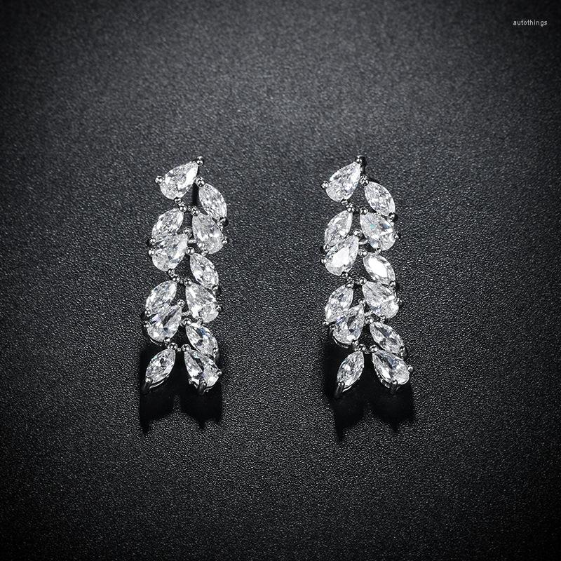 Backs Earrings Bettyue Classical Zirconia Appearance Leaf-shape Long Earring For Women And Ladies Fashion Statement In Wedding Party Gift
Backs Earrings Bettyue Classical Zirconia Appearance Leaf-shape Long Earring For Women And Ladies Fashion Statement In Wedding Party Gift