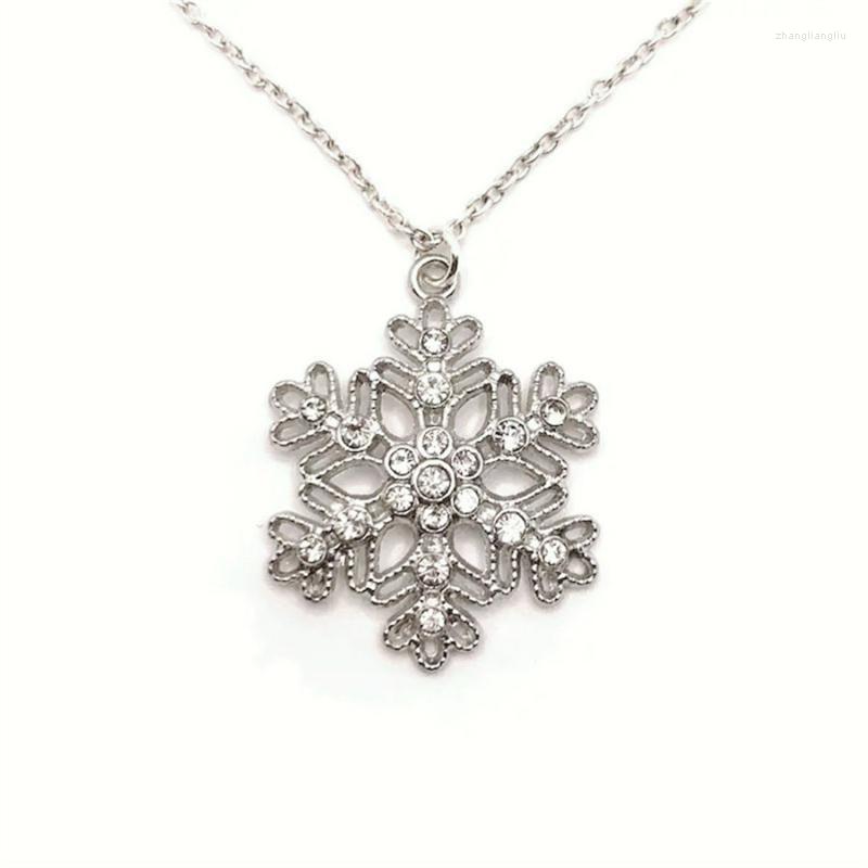Pendant Necklaces 2022 Fashion Women Christmas Rhinestone Snowflake Necklace Women's Sexy Winter Party Holiday Gift
Pendant Necklaces 2022 Fashion Women Christmas Rhinestone Snowflake Necklace Women's Sexy Winter Party Holiday Gift