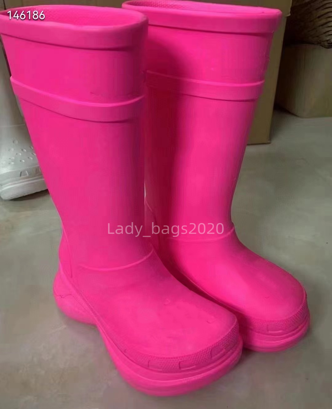 New Luxury Rain Boots Water Shoes Women Rubber Design High Platform Hole Pvc Logo Designer Rainboots Men Big Rubber Round Head Thick Bottom Waterproof Slip-On, Fuchsia
New Luxury Rain Boots Water Shoes Women Rubber Design High Platform Hole Pvc Logo Designer Rainboots Men Big Rubber Round Head Thick Bottom Waterproof Slip-On, Fuchsia