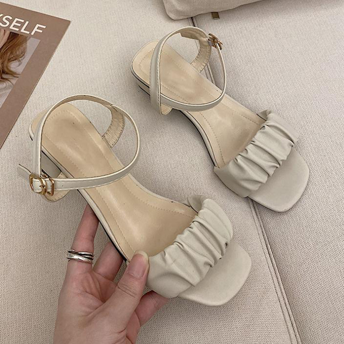 Luxury Slipper Designer Sandal Italy Brand Slides Women Slippers Flat Bottom Flip Flop Sneakers Boots Casual Shoe by topshoe99 S104, #10
Luxury Slipper Designer Sandal Italy Brand Slides Women Slippers Flat Bottom Flip Flop Sneakers Boots Casual Shoe by topshoe99 S104, #10