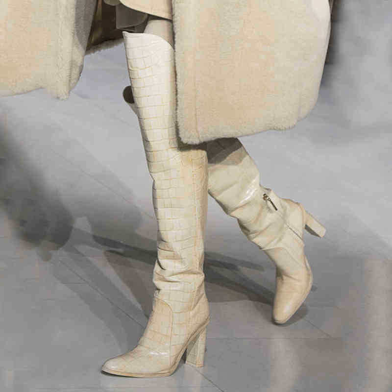Boots Arden Furtado Fashion Women's Shoes Winter Pointed Toe Chunky Heels Elegant Ladies knee high white brown yellow Slip-on 220906
Boots Arden Furtado Fashion Women's Shoes Winter Pointed Toe Chunky Heels Elegant Ladies knee high white brown yellow Slip-on 220906