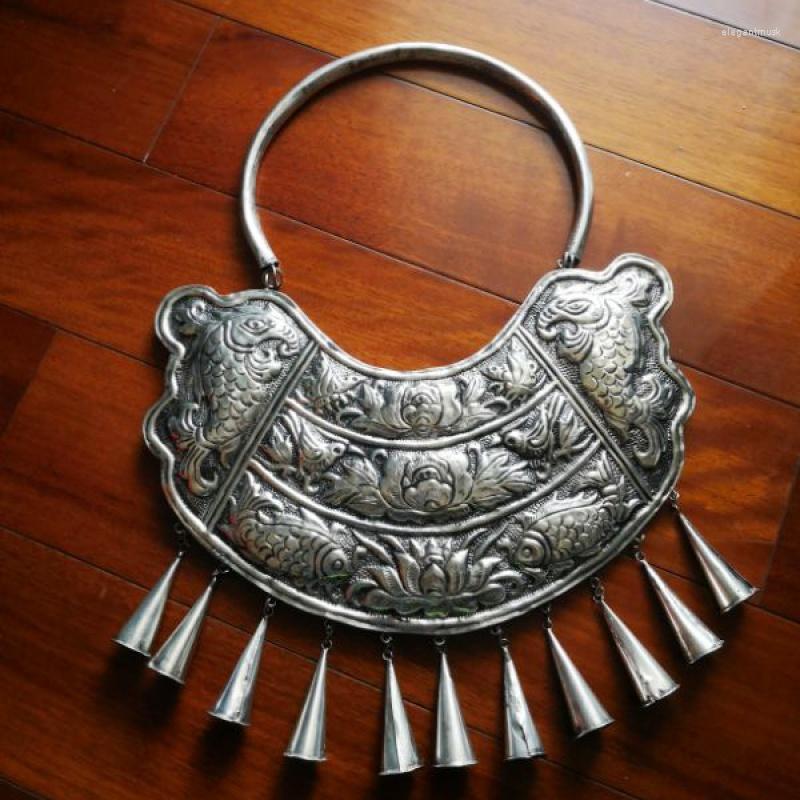 Pendant Necklaces 2022 Handmade Miao Silver Decoration Gifts Crafts Home Ornament Traditional Large Collar
Pendant Necklaces 2022 Handmade Miao Silver Decoration Gifts Crafts Home Ornament Traditional Large Collar