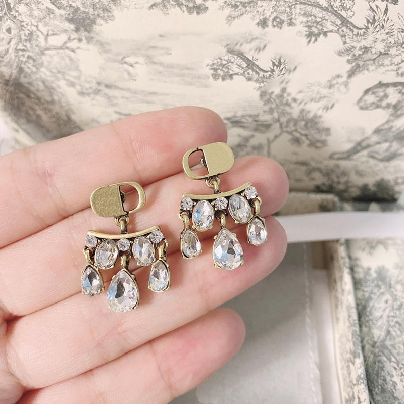 Designer Fashion Earrings Trend Womens Diamond Earring Explosive Classic All Match Earrings Vintage Premium Earring Free Box D22110206JX
Designer Fashion Earrings Trend Womens Diamond Earring Explosive Classic All Match Earrings Vintage Premium Earring Free Box D22110206JX