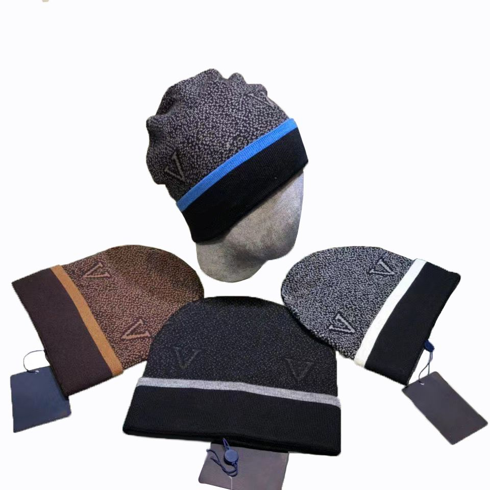 Classic Designer Autumn Winter Hot Style Beanie Hats Men and Women Fashion Universal Knitted Cap Autumn Wool Outdoor Warm Skull Caps