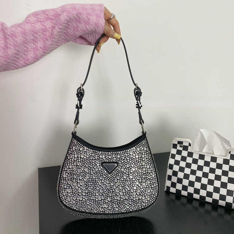Bag 2022 Luxury Half Moon Underarm Autumn New High-quality PU Leather Women's Designer Handbag Diamond Shoulder Messenger Y2211, Diamond style 2
Bag 2022 Luxury Half Moon Underarm Autumn New High-quality PU Leather Women's Designer Handbag Diamond Shoulder Messenger Y2211, Diamond style 2