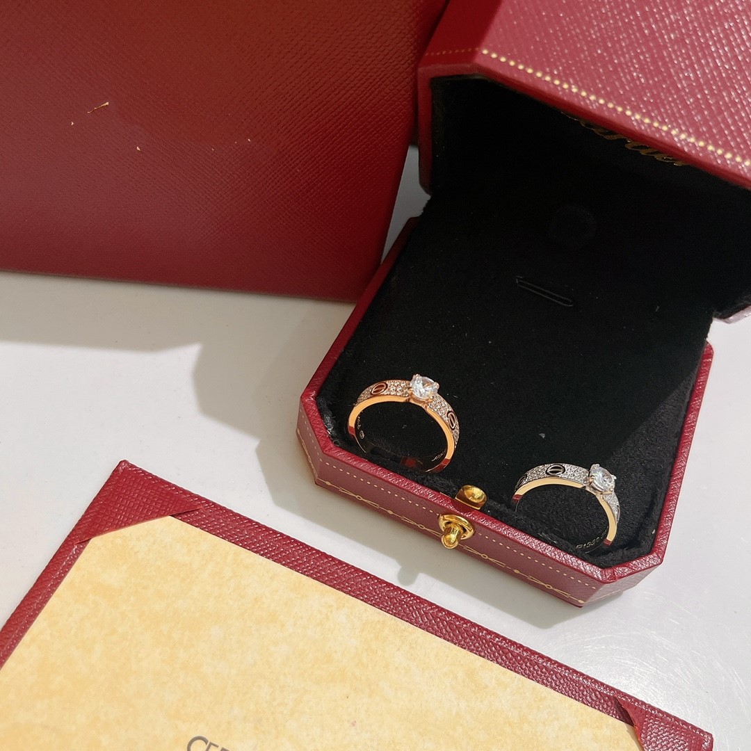 Love Screw Brand Designer Engagement Ring S925 Sterling Silver Big Zircon Luxury Wedding Ring For Couple Lovers Party Gift With Bo8363354
Love Screw Brand Designer Engagement Ring S925 Sterling Silver Big Zircon Luxury Wedding Ring For Couple Lovers Party Gift With Bo8363354