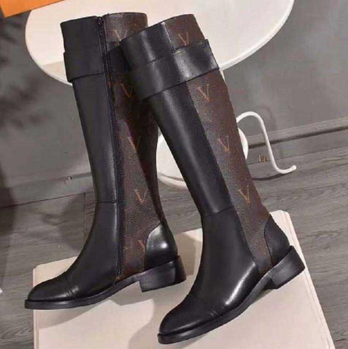 Luxury Designer Women Boot Martin Boots Ankle Booties Autumn Winter Classic Knee Boots Zip Half Shoes Leather Knight Thigh-High
Luxury Designer Women Boot Martin Boots Ankle Booties Autumn Winter Classic Knee Boots Zip Half Shoes Leather Knight Thigh-High