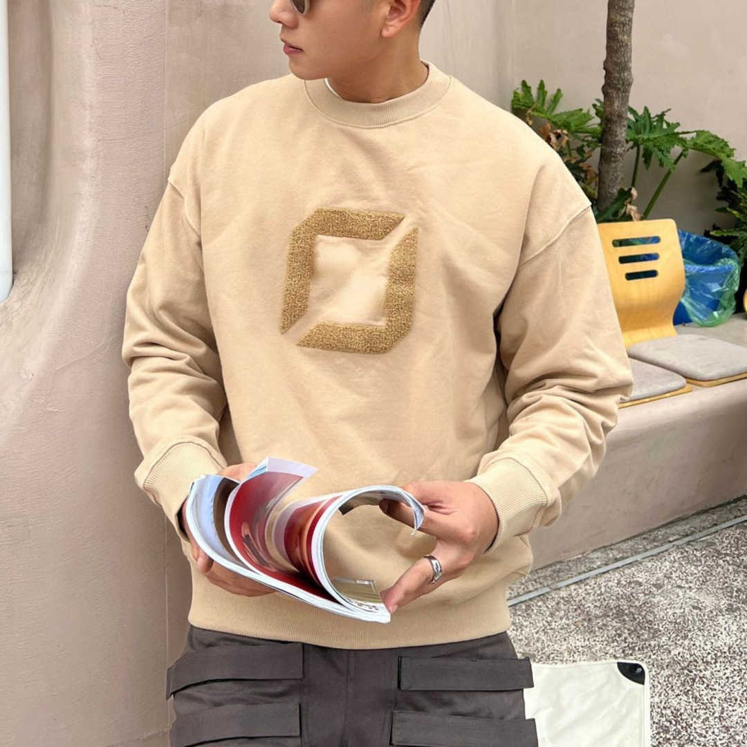 Designer Sweater Mens Sweatshirt Fd Hoodie Men Women Long Sleeve Tshirt Ff Embroidery Pullover Coat Oversize Cotton Sweaters, Blue
Designer Sweater Mens Sweatshirt Fd Hoodie Men Women Long Sleeve Tshirt Ff Embroidery Pullover Coat Oversize Cotton Sweaters, Blue