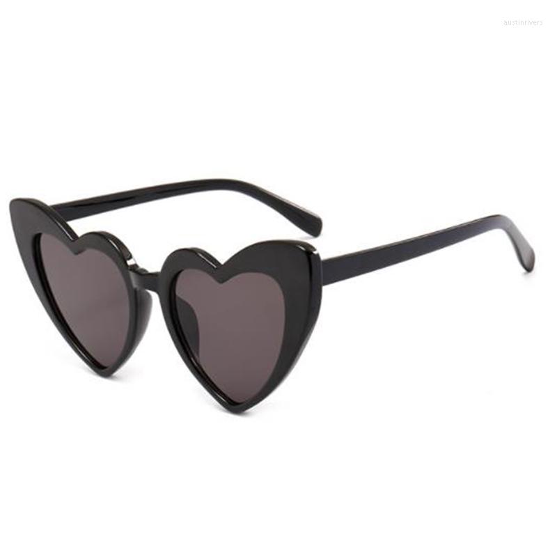 Sunglasses Wholesale For Party Candy Color Heart Shaped Women's Gradient Celebrity Glasses
Sunglasses Wholesale For Party Candy Color Heart Shaped Women's Gradient Celebrity Glasses