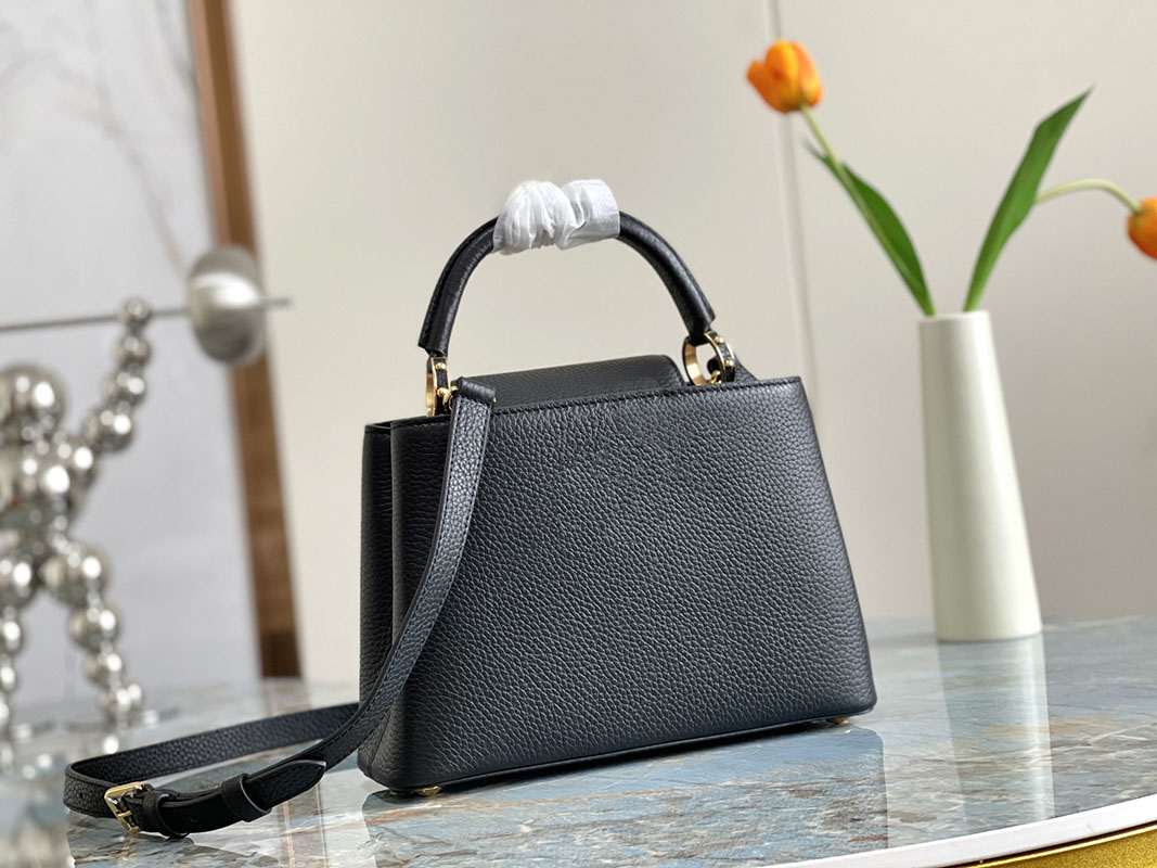 7A Designer bag Shoulder Wowen totes Clutch Genuine Designer Leather Cross body Bag womens Two Tone Belt Should bags Cross body Strap Cowhide tote lining handbag, Black
7A Designer bag Shoulder Wowen totes Clutch Genuine Designer Leather Cross body Bag womens Two Tone Belt Should bags Cross body Strap Cowhide tote lining handbag, Black
