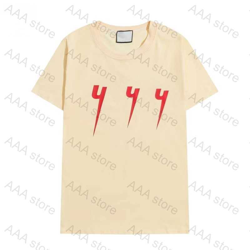22 Men's T-shirts designer bags luxury men's wear summer round neck sweat absorbing short sleeves outdoor breathable cotton printed coats, Black
22 Men's T-shirts designer bags luxury men's wear summer round neck sweat absorbing short sleeves outdoor breathable cotton printed coats, Black