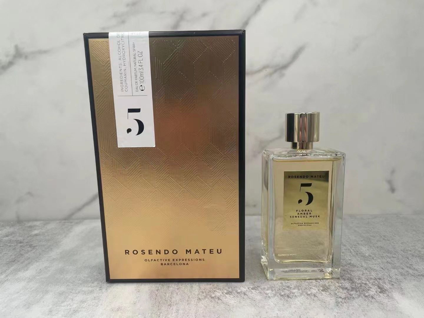 2022 Perfume Fresheners 100ml Rosendo Mateu Expressions R N5 Floral Amber Sensual Musk Fragrance Long Lasting Smell EDP Men Women Cologne Spray 3.4fl.oz
2022 Perfume Fresheners 100ml Rosendo Mateu Expressions R N5 Floral Amber Sensual Musk Fragrance Long Lasting Smell EDP Men Women Cologne Spray 3.4fl.oz