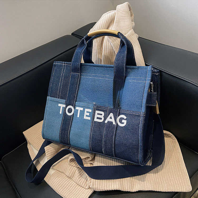 Shopping Bags marc Totes Shoulder Bags handBags Denim Tote Bag Designer Women Handbags Luxury Shoulder Crossbody Bags Casaul handbags inside and back with, Blue--27cm
Shopping Bags marc Totes Shoulder Bags handBags Denim Tote Bag Designer Women Handbags Luxury Shoulder Crossbody Bags Casaul handbags inside and back with, Blue--27cm