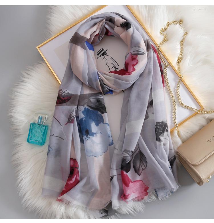 Scarves 2022 Rose And Strip Print Fringe Scarf Shawls Women Cotton Floral Wrap Hijab Muffler Wholesale 10pcs/LOT
Scarves 2022 Rose And Strip Print Fringe Scarf Shawls Women Cotton Floral Wrap Hijab Muffler Wholesale 10pcs/LOT