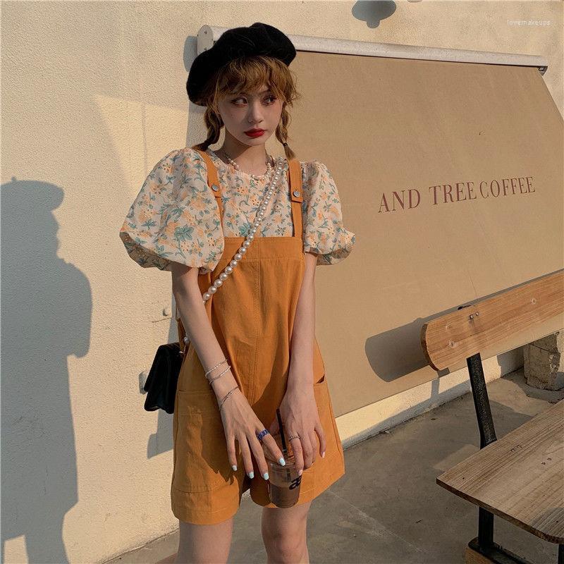Women' Tracksuits Women 2022 Summer Bib Jumpsuit Shorts Set Retro Loose Wide-leg Floral Print Puff Sleeve Shirt Casual 2-piece Suit S32, Blue
Women' Tracksuits Women 2022 Summer Bib Jumpsuit Shorts Set Retro Loose Wide-leg Floral Print Puff Sleeve Shirt Casual 2-piece Suit S32, Blue