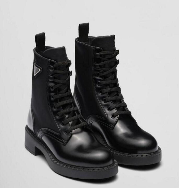 Chelsea Boot Women 'S Ankle Boots Martin Booties Top Luxury Calfskin famous triangle brand round head lace Lady Bee Eu35-40 Box
Chelsea Boot Women 'S Ankle Boots Martin Booties Top Luxury Calfskin famous triangle brand round head lace Lady Bee Eu35-40 Box