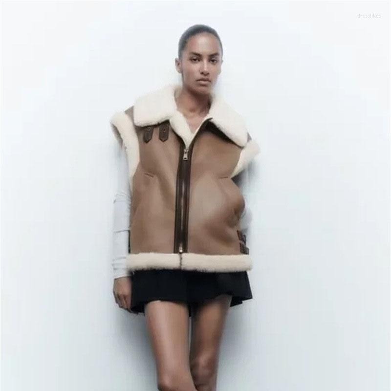 Women's Down 2022 Winter Women Vest Jacket Thick Warm Fur Integrated Splice Sleeveless Fleece Stitching Coat Jackets Heavy Suede Outwear, Typ 2
Women's Down 2022 Winter Women Vest Jacket Thick Warm Fur Integrated Splice Sleeveless Fleece Stitching Coat Jackets Heavy Suede Outwear, Typ 2